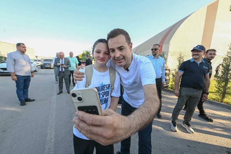 Akın’dan spora ve sporcuya büyük destek