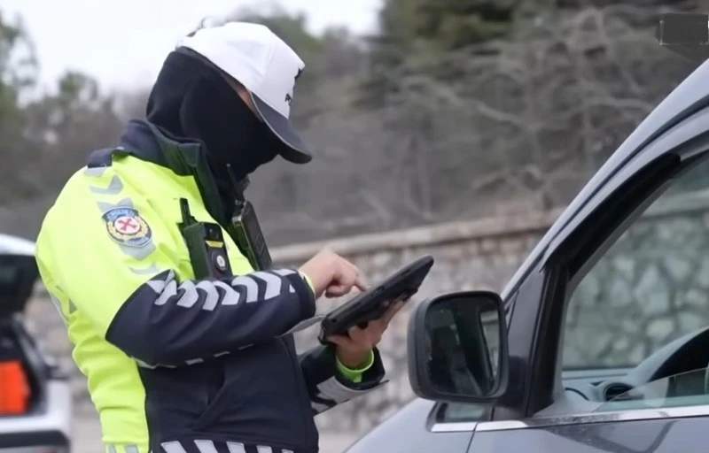Araç Sahiplerini İlgilendiren Yeni Düzenleme: Hangi Ekipmanlar Serbest Oldu?