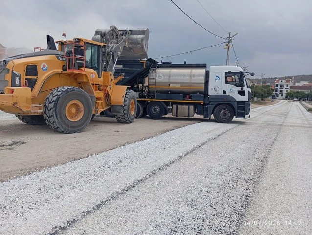 Avşa Adası 'nda iki yolda asfalt çalışması tamamlandı