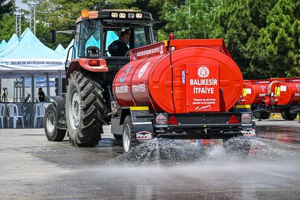 Balıkesir Büyükşehir’den Kırsala 50 Yeni Yangın Tankeri