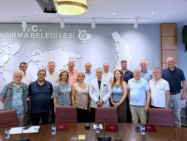 Bandırma Belediye Başkanı Dursun Mirza CHP'den İstifa Etti