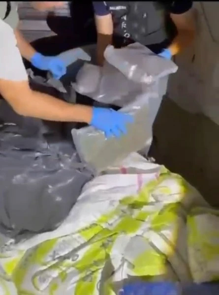 Bandırma 'da 11 Kilo Skunk Ele Geçirildi: 2 Tutuklama