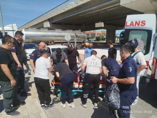 Bandırma Liman AVM Kavşağında Kaza: 1 Yaralı