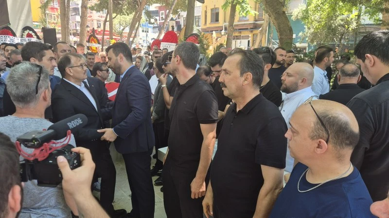 Bandırma, Mehmet Cemal Öztaylan'ı Gözyaşlarıyla Uğurladı