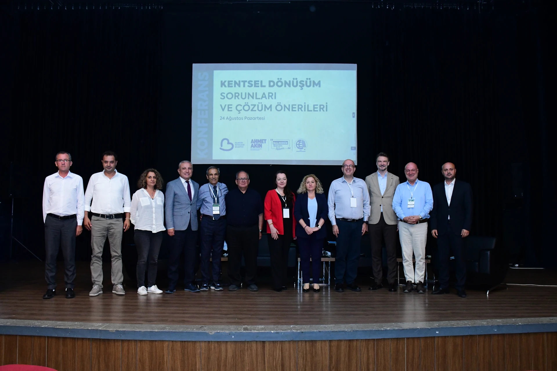 Büyükşehir Kentsel Dönüşüm Sürecini Uzmanlarla Masaya Yatırdı