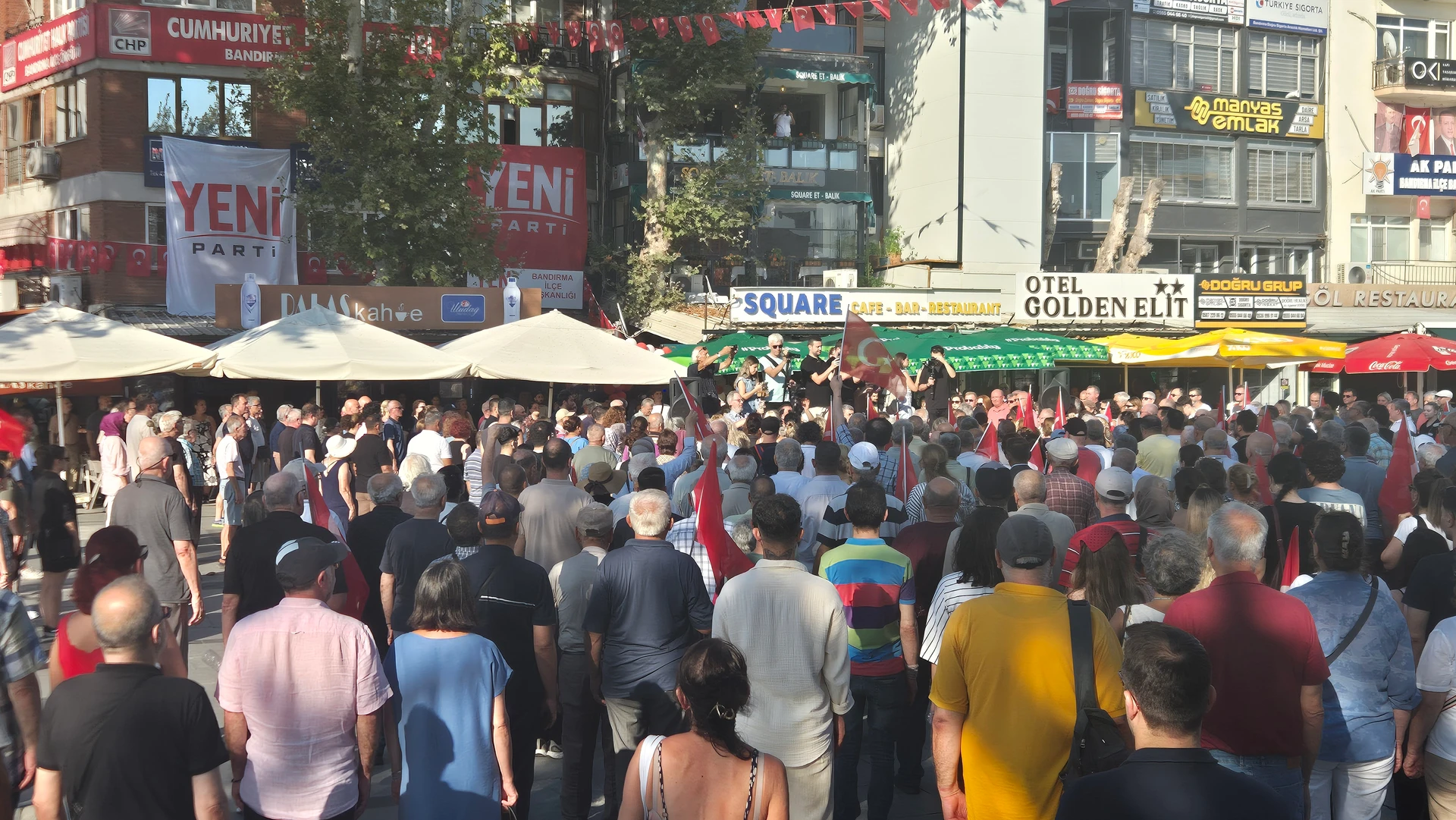 Yeni Parti Bandırma İlçe Binası Törenle Açıldı