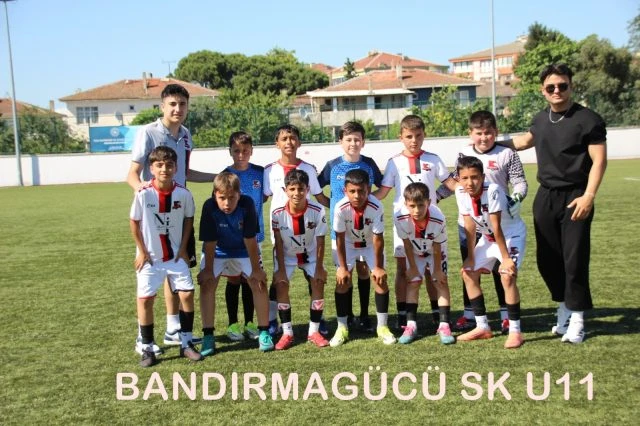 Bugün oynanan U11 Ligi Marmara Grubu Play-Off mücadeleleri sonrası finale kalan takımlara belli oldu.
