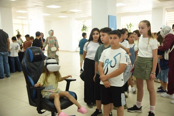 Gönen TECH10’da 288 Öğrenci Mezuniyet Sevinci Yaşadı