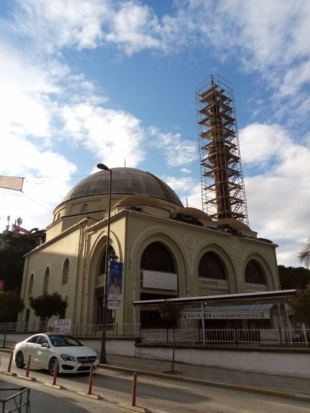 BANDIRMA'DA TARİHÎ HAYDARÇAVUŞ CAMİİ BAKIMA ALINDI