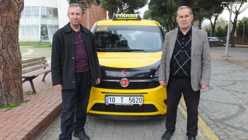 BURHANİYELİ TAKSİCİLER TARİFE BEKLİYOR