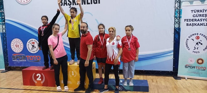 Güreş Türkiye Şampiyonası’nda Susurluk Rüzgarı_800x359