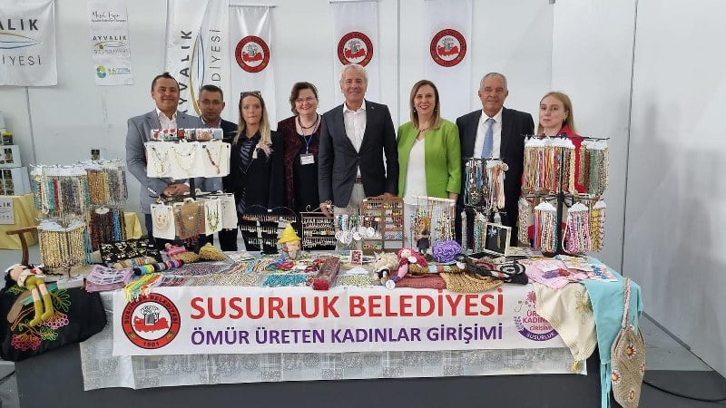 Balıkesir Tanıtım Günleri'nde Susurluk standına yoğun ilgi (1)_800x450