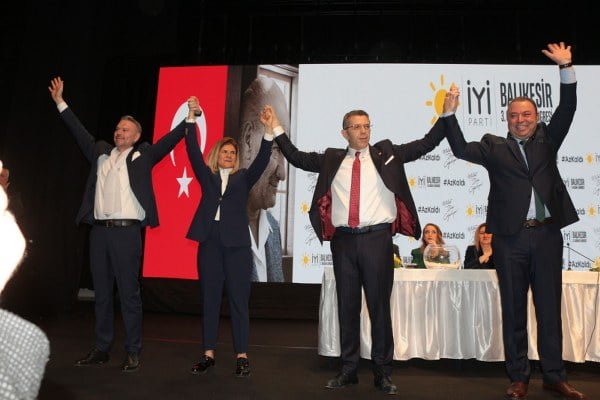 İYİ PARTİ’YE YÖRÜK BAŞKAN (2)
