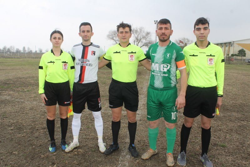 MANYAS BELEDİYESPOR –TUZAKÇISPOR İLE 0-0 BERABERE KALDI (3)