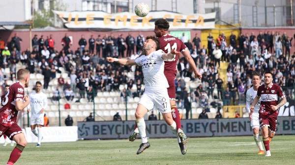 Spor Toto 1. Lig’in 31. haftasında Bandırma 17 Eylül Stadyumunda oynanan karşılaşmada ev sahibi Bandırmaspor konuk ekip Altay