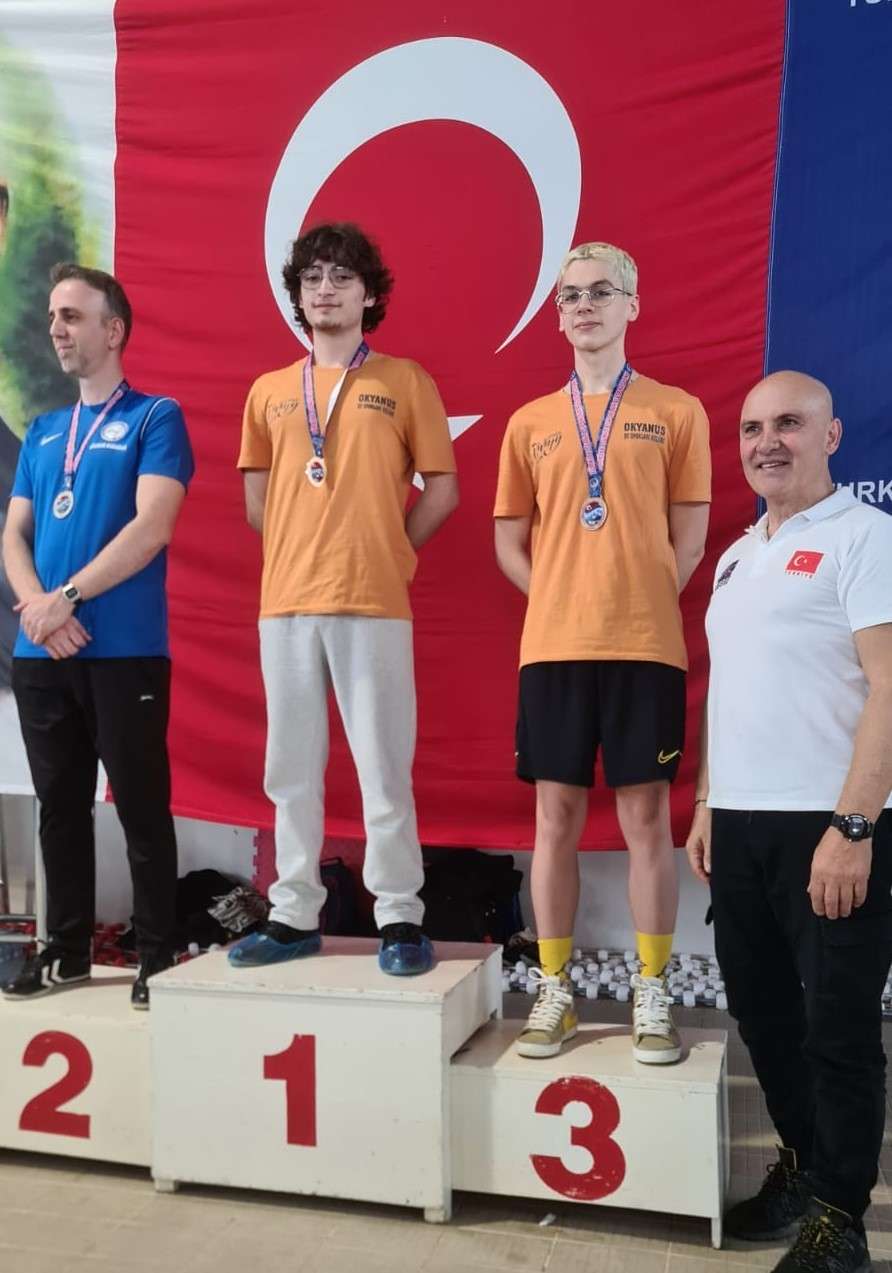 Genç sporcu Bilal Yalçın Ankara’da düzenlenen TSSF 2023 Serbest Dalış Havuz - Indoor Büyükler Şampiyonası'nda Türkiye rekoru kırdı.