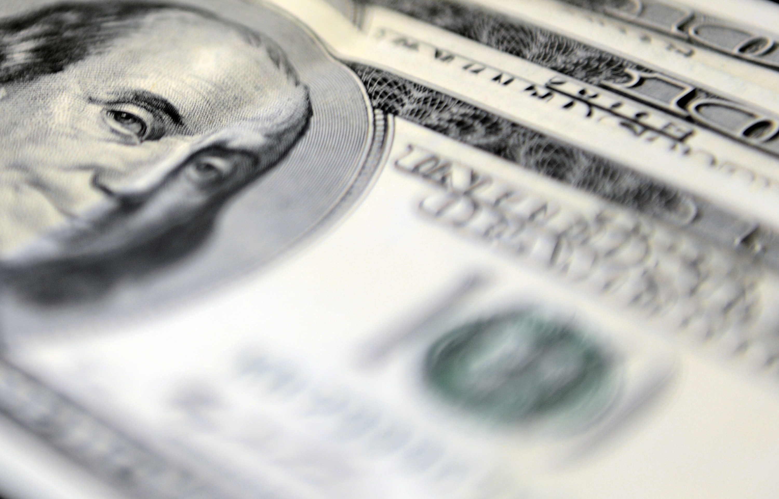 SERBEST PİYASADA DÖVİZ FİYATLARI DOLAR 19,42 SEVİYESİNDE