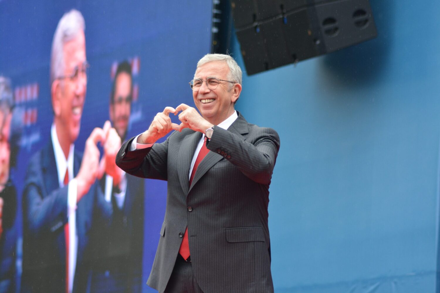 CHP Genel Başkanı ve Millet İttifakı Cumhurbaşkanı Adayı Kemal Kılıçdaroğlu bugün Balıkesir