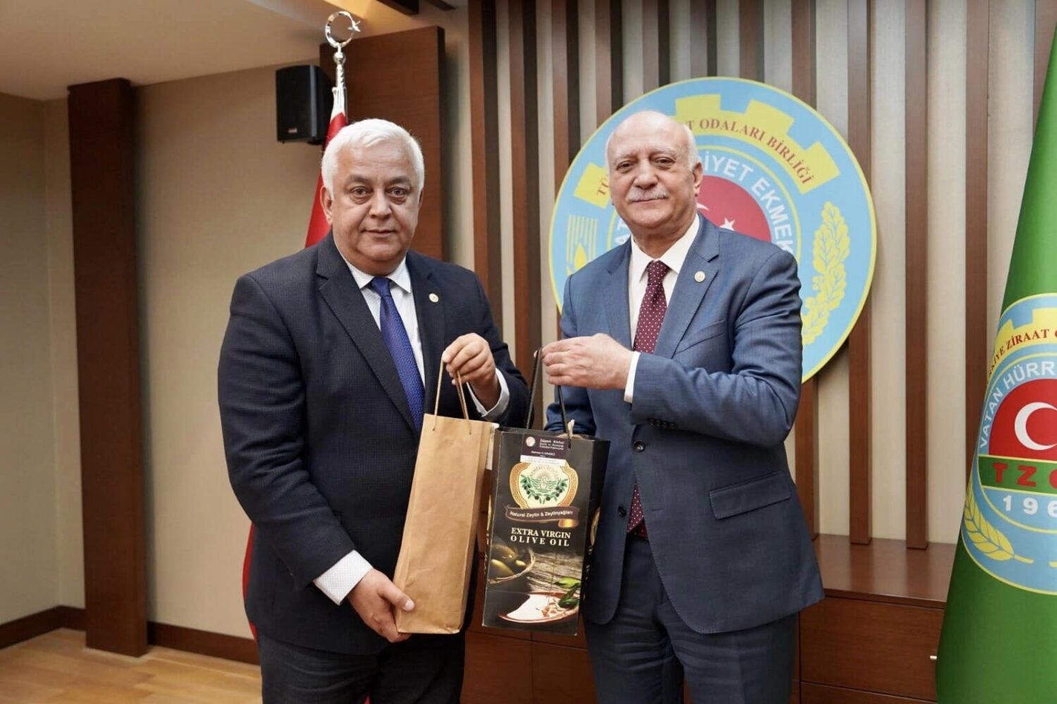 DİKER, ZEYTİNYAĞINDA TAĞŞİŞ VE TAKLİDE DİKKATLERİ ÇEKTİ