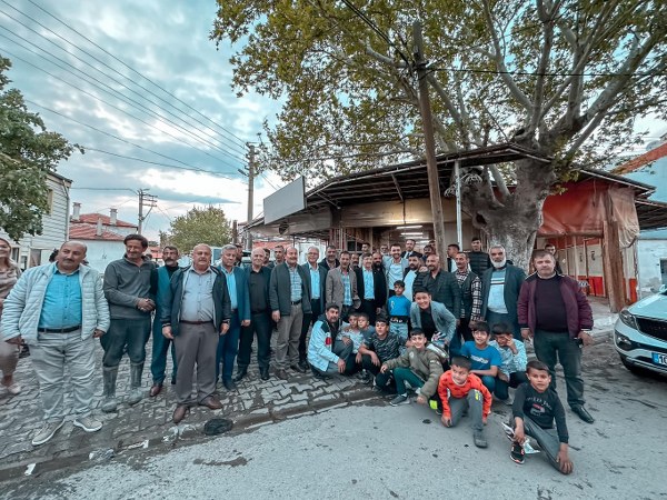 AK Parti Balıkesir 4. Sıra Milletvekili Adayı Ali Taylan Öztaylan, Ramazan Bayramı’nı Balıkesir