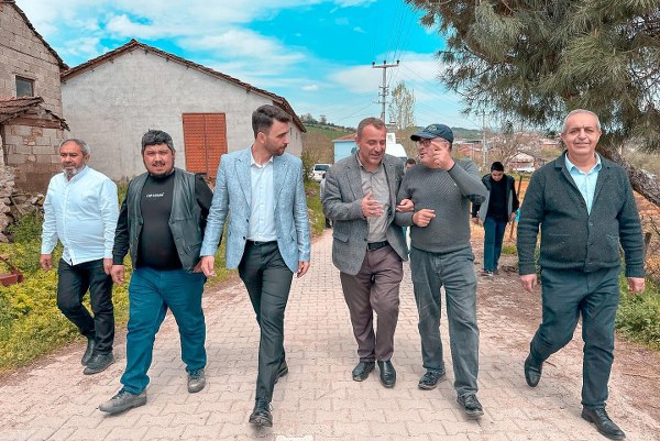 AK Parti Balıkesir 4. Sıra Milletvekili Adayı Ali Taylan Öztaylan, Ramazan Bayramı’nı Balıkesir