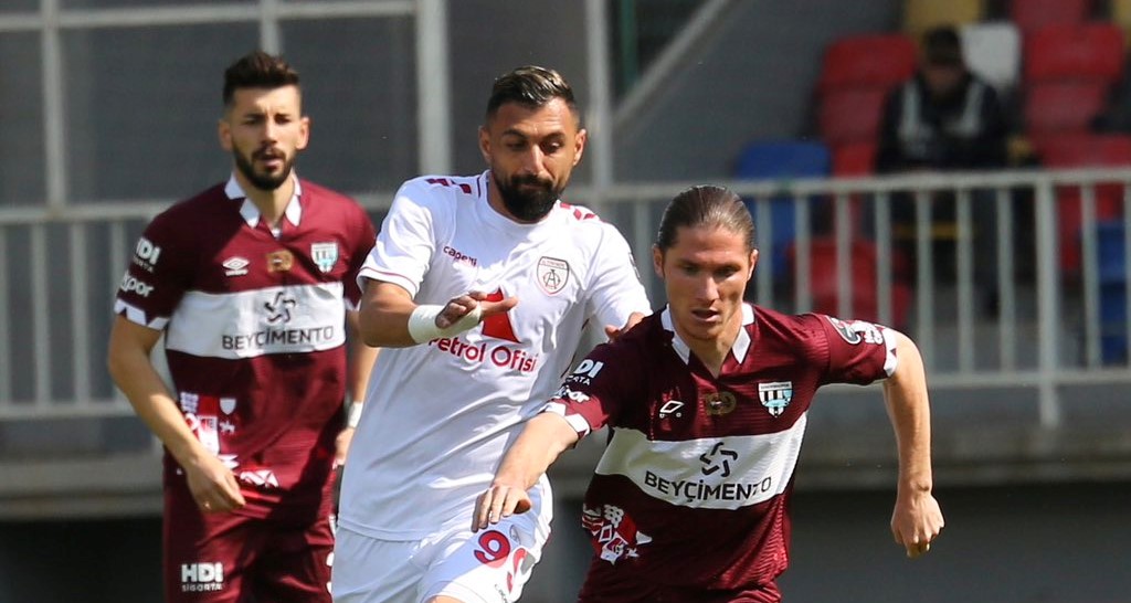 Beyçimento Bandırmaspor Spor Toto 1. Lig’in 35. haftasında Altınordu’yla oynadığı maçtan 1 puanla ayrıldı.