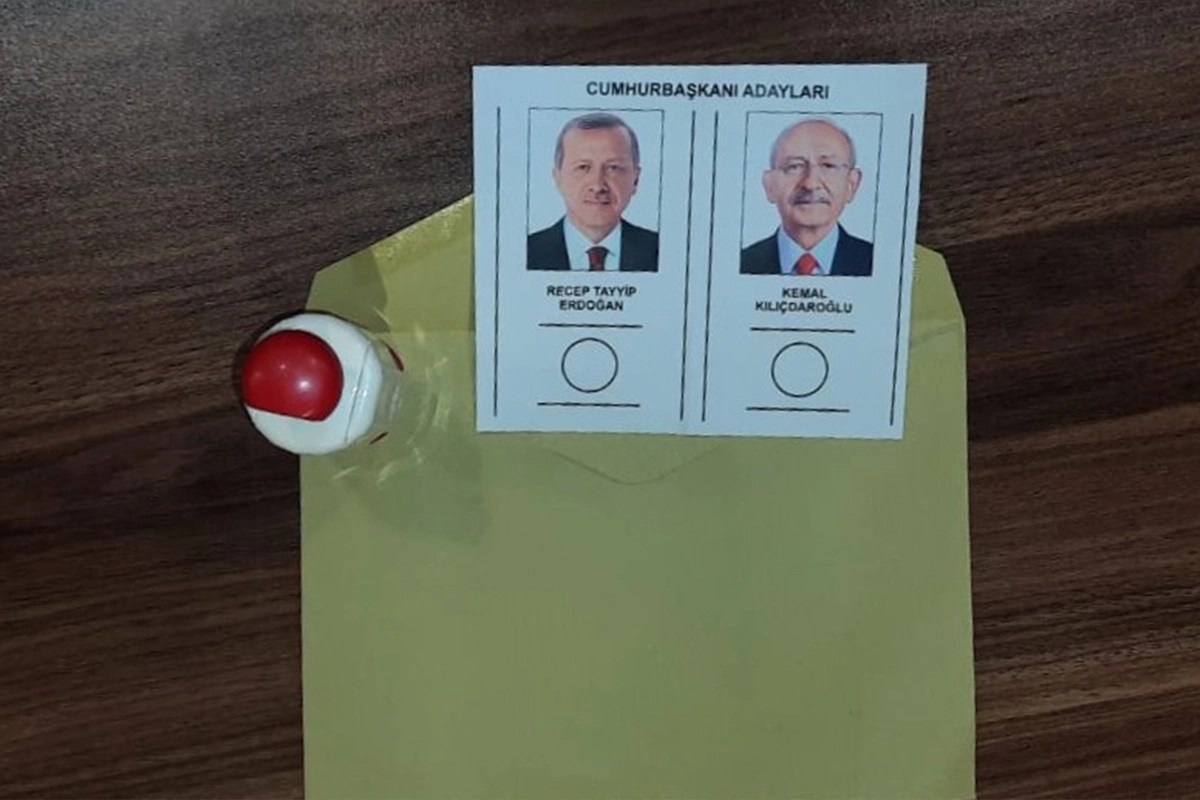 Yüksek Seçim Kurulu (YSK), 28 Mayıs'ta gerçekleştirilecek Cumhurbaşkanı Seçimi'nin ikinci turunda seçmenlerin nasıl oy kullanması gerektiğini adım adım açıkladı.