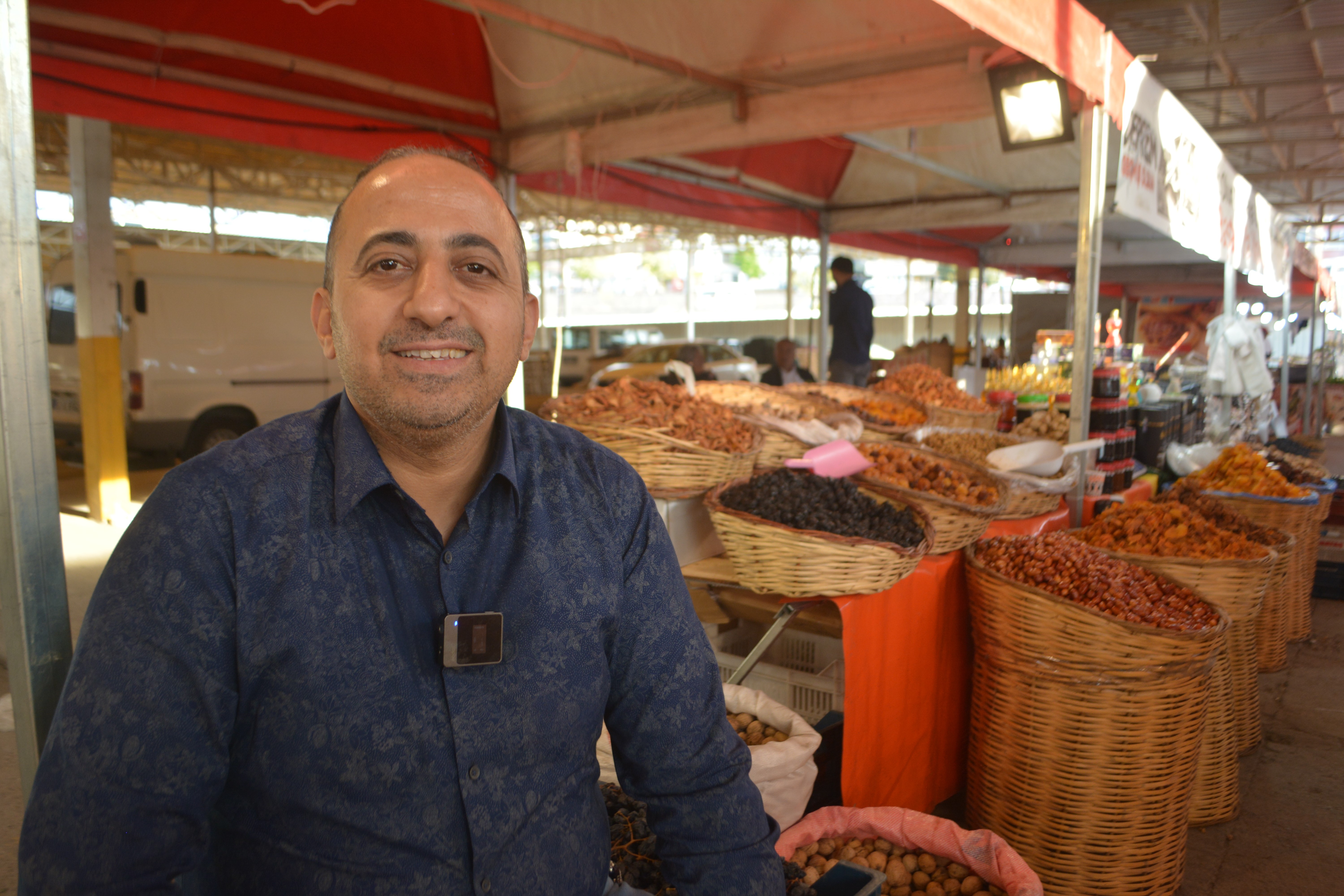 DEPREMZEDE ESNAF KENDİ YÖRELERİNİN DAMAK LEZZETLERİNİ AYVALIK'TA BULUŞTURDU TÜRKİYE'NİN EN BATISINA DOĞU VE GÜNEYDOĞUNUN YÖRESEL ÜRÜNLERİNİ TAŞIDILAR