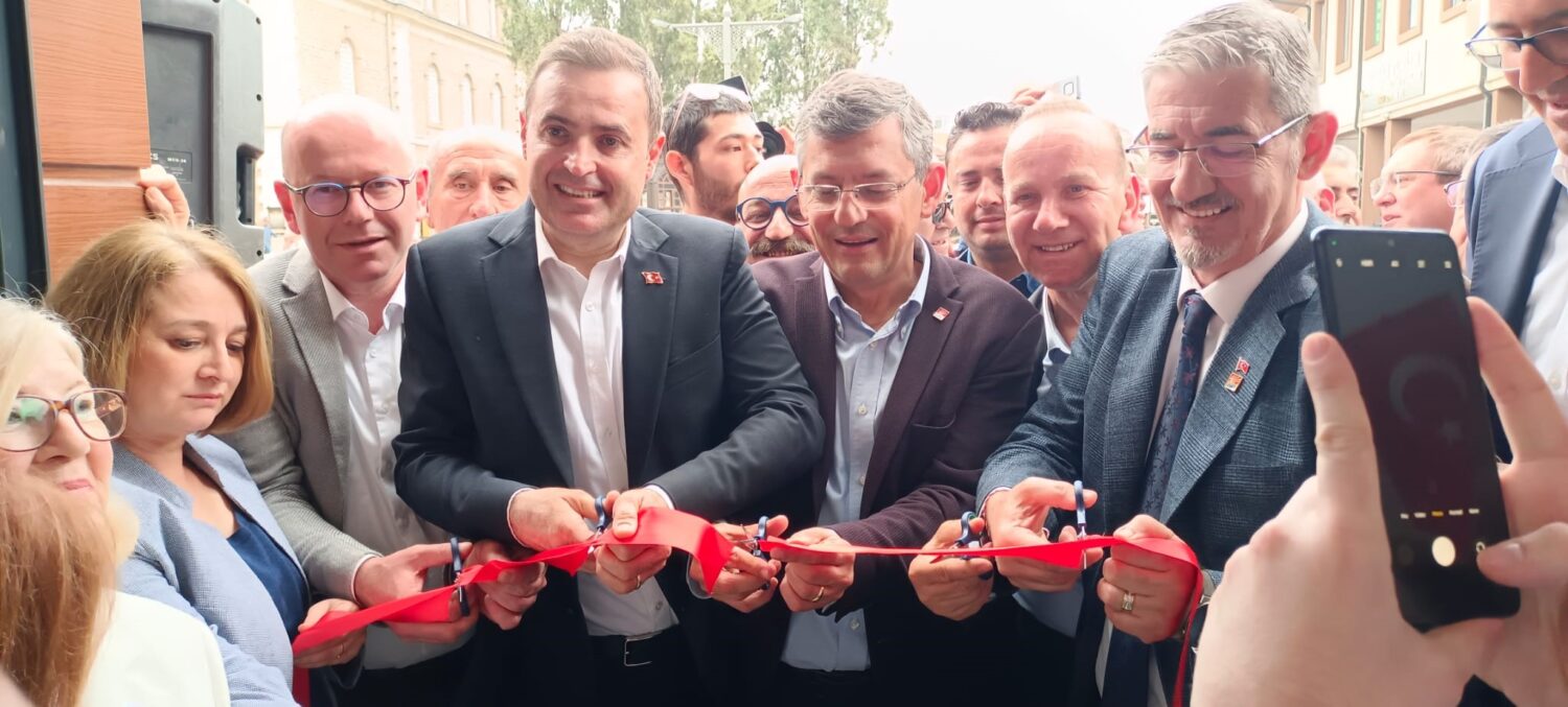 CHP GRUP BAŞKANVEKİLİ SKM AÇILIŞINA KATILDI
