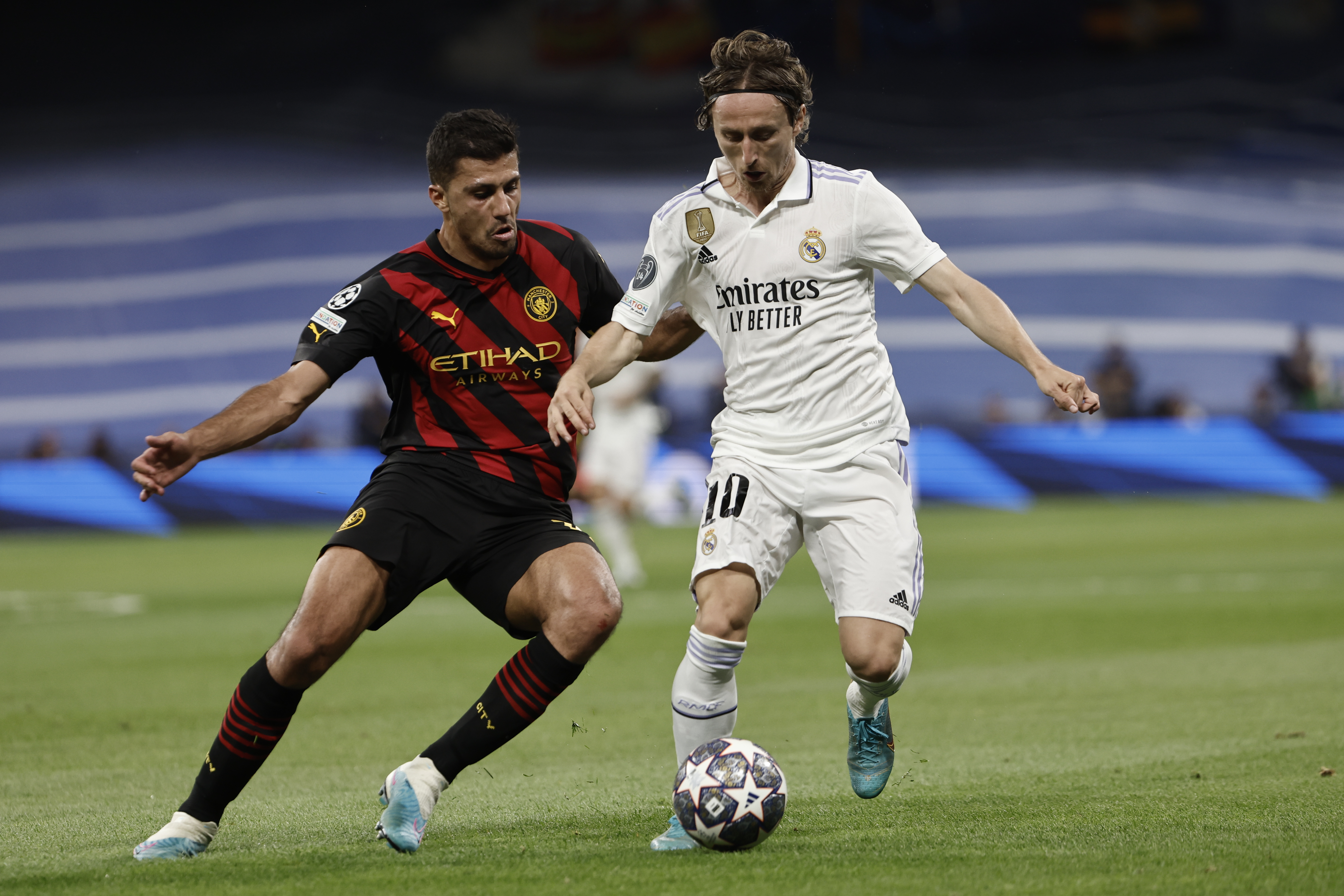 UEFA Şampiyonlar Ligi'nde yarı finalin ilk maçında Real Madrid ile Manchester City karşı karşıya geldi. Mücadele 1-1 beraberlikle sonuçlandı.
