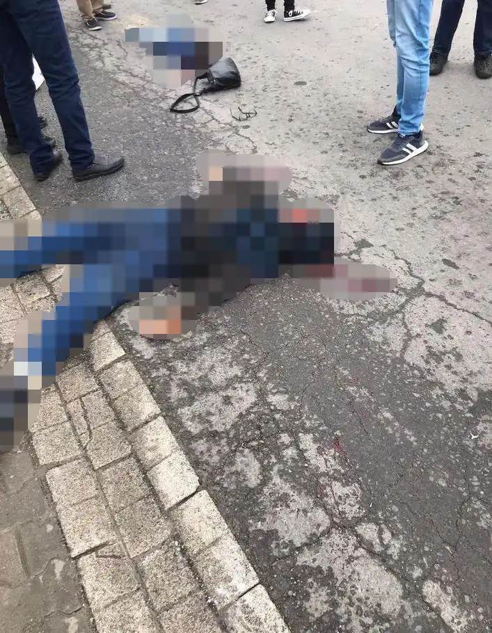 Kırklareli’de tırın çarpması sonucu anneanne ve 5 yaşındaki torunu hayatını kaybetti.