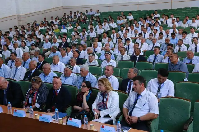 BAÜN akademisyenleri, Özbekistan