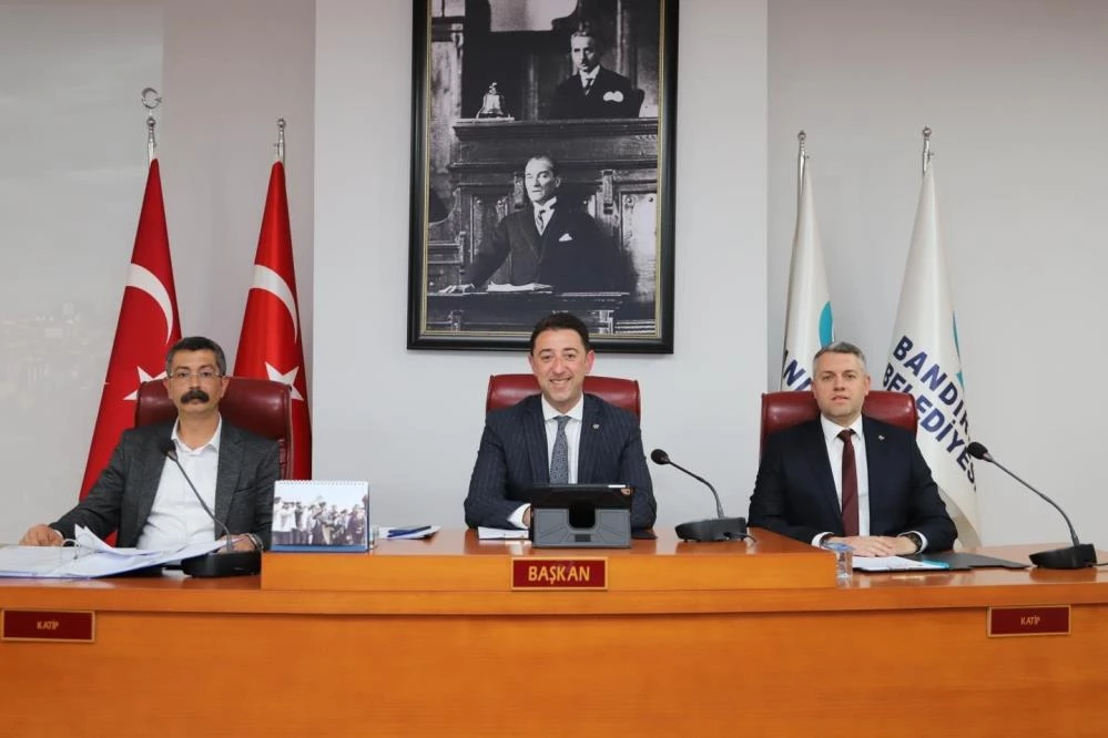 Balıkesir’in Bandırma ilçesinde, Belediye Meclisi tarafından alınan karar gereğince belediye bünyesinde afdet işleri müdürlüğü kurulması kararı alındı.