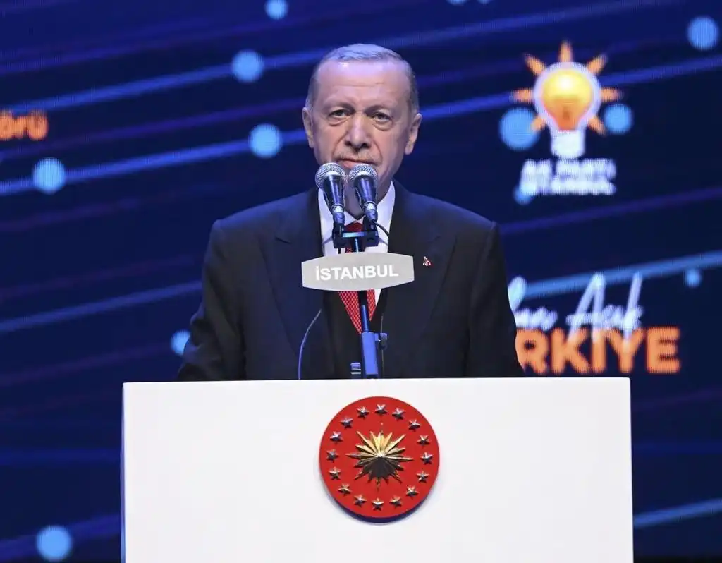 Cumhurbaşkanı Recep Tayyip Erdoğan, Sinan Oğan'ı Dolmabahçe Çalışma Ofisi'nde bugün kabul edecek.