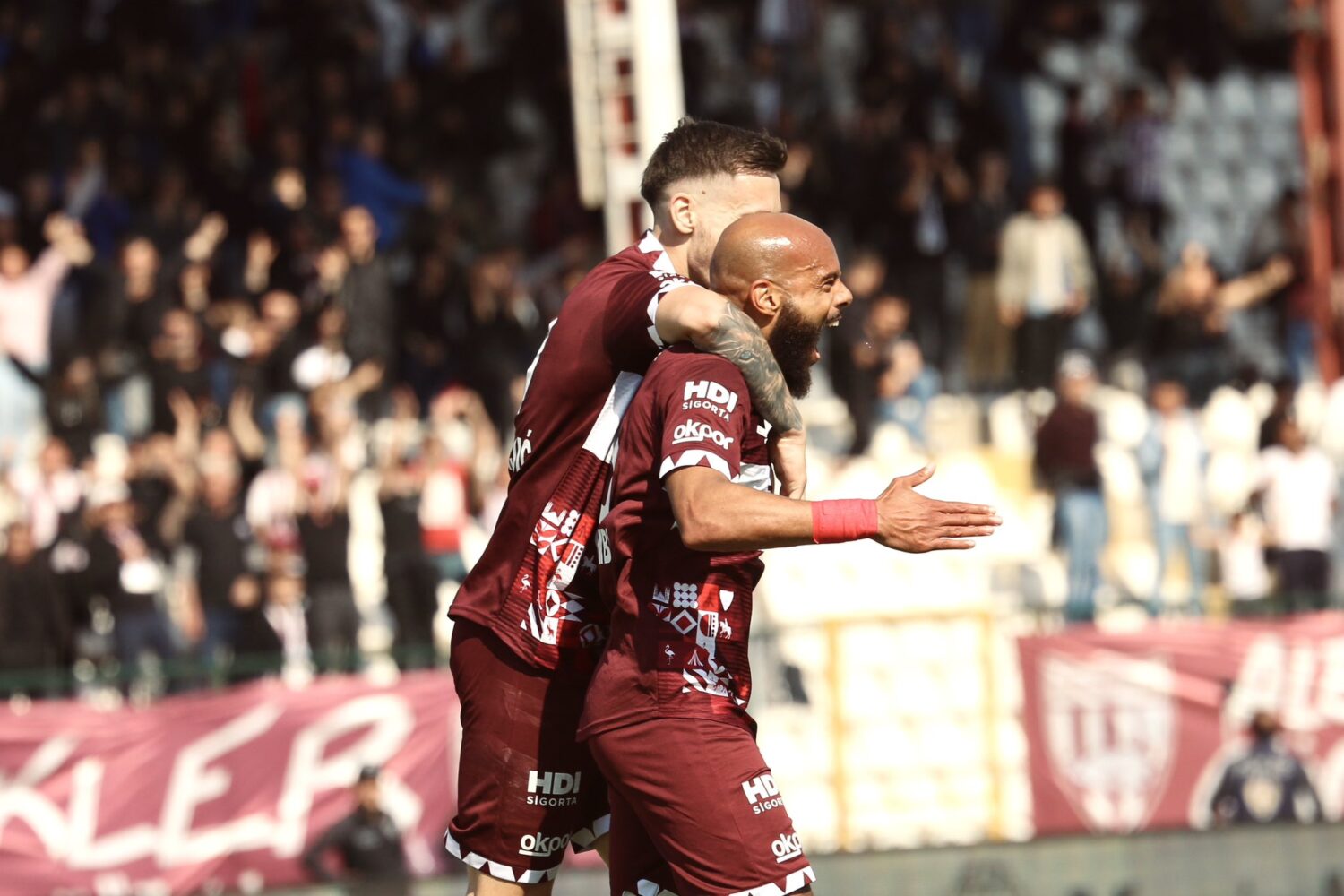Bandırmaspor Spor Toto 1. Lig’in 38. haftasında sezonun son karşılaşmasında evinde Gençlerbirliği’ni konuk ediyor.