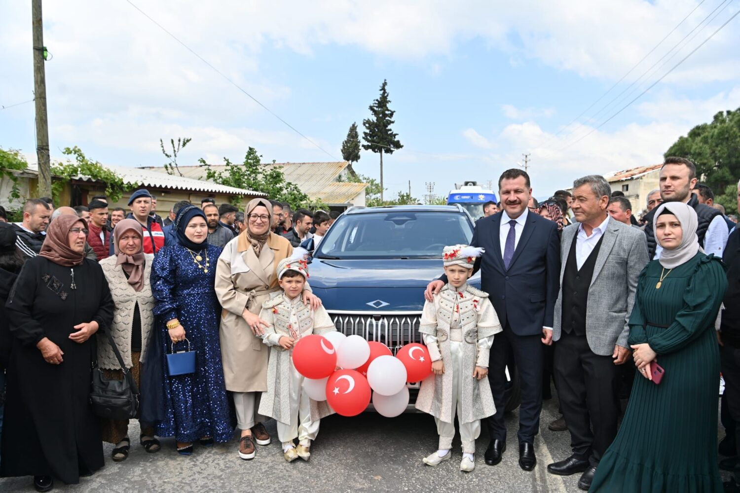 TOGG Balıkesir’de, 2017 yılında Hatay Hassa Domuzdamı mevkiinde bölücü terör örgütüne yönelik operasyon sırasında silahlı saldırı sonucu şehit düşen Niyazi Elçi