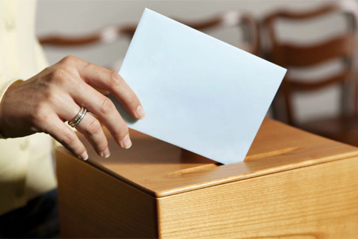Yüksek Seçim Kurulu (YSK), yurt dışı temsilciliklerde oy verme sürecinin tamamlandığını duyurdu. Yurt dışı temsilciliklerde 1 milyon 691 bin 531 seçmen oy kullandı.