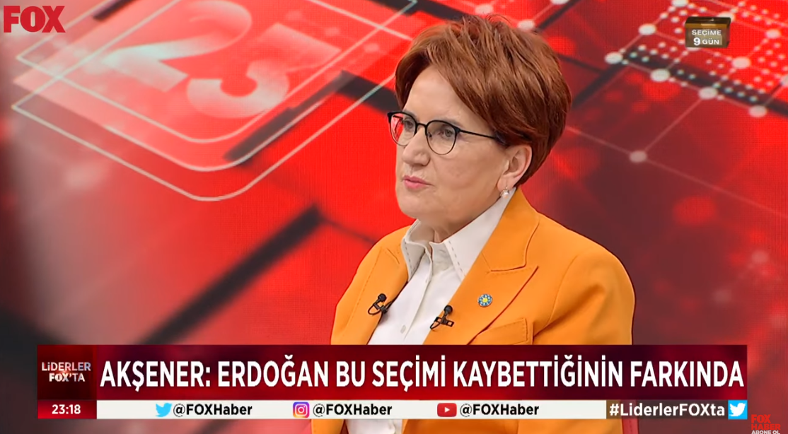 Meral Akşener, İYİ Parti Genel Başkanı olarak bugün Fox TV’de yayınlanan Liderler Fox’ta programına konuk oldu. Akşener, Kılıçdaroğlu ile yaptığı görüşmede ekonomi yönetimi için, Kılıçdaroğlu’nun Selin Sayek Böke ve Faik Öztrak’ı görevlendirdiğini, kendi partisinden ise Bile Yılmaz ve Birol Aydemir’e görev verdiğini söyledi.
