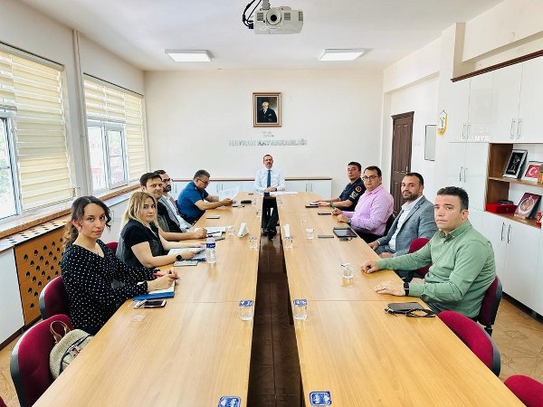 Balıkesir Havran' da orman yangın sezonunun başlamasıyla birlikte yangına karşı önlemlerin değerlendirilmesi için orman yangınları ile mücadele komisyonu toplandı.