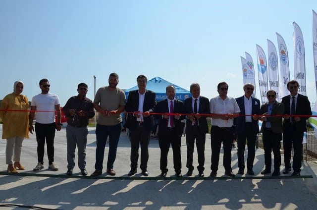 Gömeç Su Altı Heykel Galerisinde sergilenecek 12 heykeltıraşın ve 9 genç yeteneğin hünerli ellerinde şekillenen Marmara Mermeri