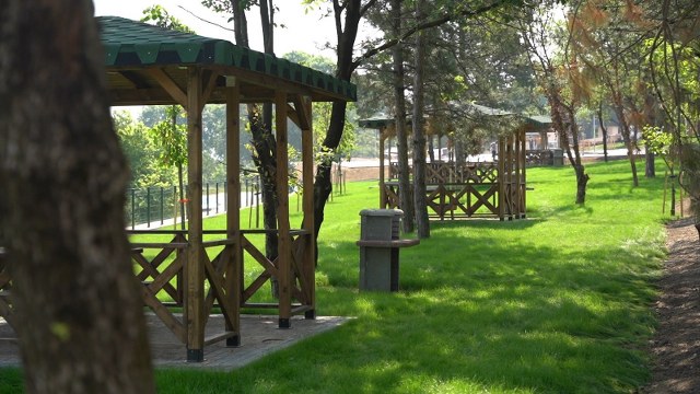 Yıldırım Belediyesi'nin, Yıldırım’a 5 yılda 3 milyon metrekare yeşil alan vizyonu çerçevesinde kazandırdığı 100 bin metrekarelik Cumalıkızık Orman Parkı açılışına sayılı günler kaldı.