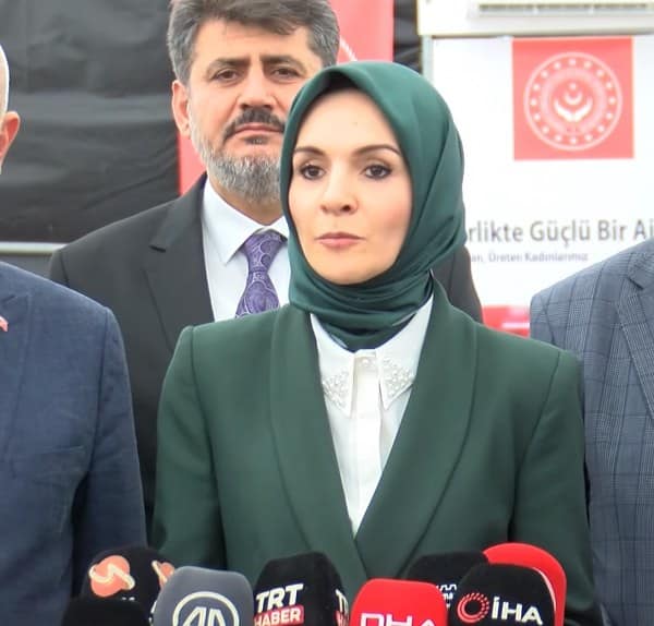 bakan mahinur göktaş_