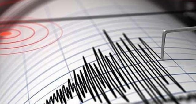 Güney Pasifik Okyanusu’nda yer alan Vanuatu açıklarında 6.4 şiddetinde bir deprem meydana geldi.
