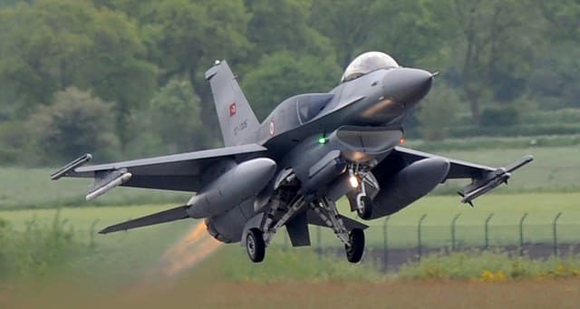 ABD Kongresi, İsveç’in NATO vizesi almasının ardından Türkiye’ye F-16 satış konusunu yeniden gözden geçirecek.