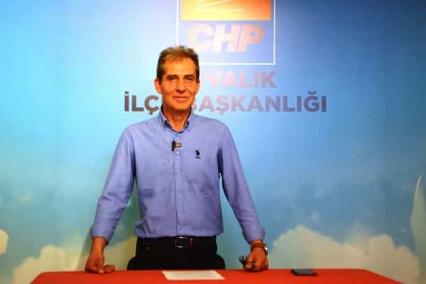 Ayvalık ilçesinde Cumhuriyet Halk Partisi (CHP) Ayvalık İlçe Başkanı Hüseyin Şalmanlı, önümüzdeki Ağustos ayında gerçekleştirilecek ilçe kongresinde tekrar aday olacağını duyurdu.