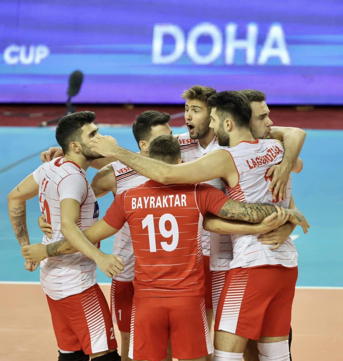 Filenin Efeleri, Doha’da düzenlenen FIVB Challenger Kupası’nda final maçında Katar’ı 3-2 mağlup ederek ilk kez Milletler Ligi'ne katılma hakkı kazandı.
