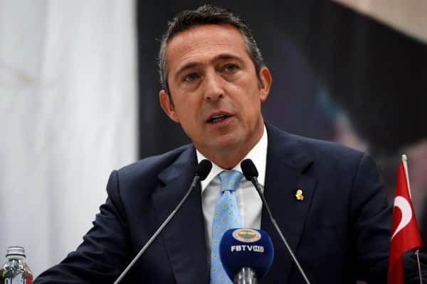 Fenerbahçe Başkanı Ali Koç, Mithat Yenigün hakkında yaptığı açıklamada, "Dile getirmiş olduğum sözlerin maksadını aştığını kendisi ve kamuoyu ile paylaşmak istiyorum. Mithat Yenigün'e, Kulübümüzün çatısı altında bugüne kadar verdiği tüm kıymetli hizmetleri için teşekkür ediyorum" dedi.