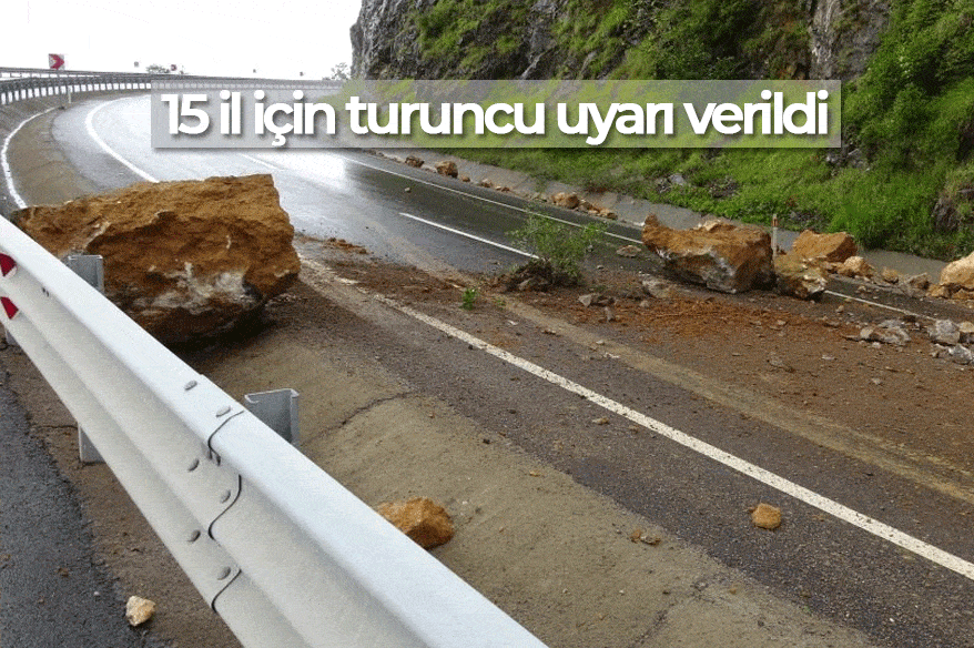 AFAD Başkanı Yunus Sezer, Karadeniz Bölgesi’nde yaklaşık 130 kilogram yağış alındığını, buna bağlı olarak bine yakın heyelan ve toprak kayması olduğunu söyledi.