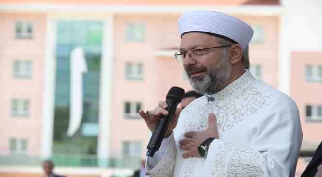 Diyanet İşleri Başkanı Ali Erbaş, Tüm İslam aleminin Muharrem Ayı ve Aşure Gününü kutladı.