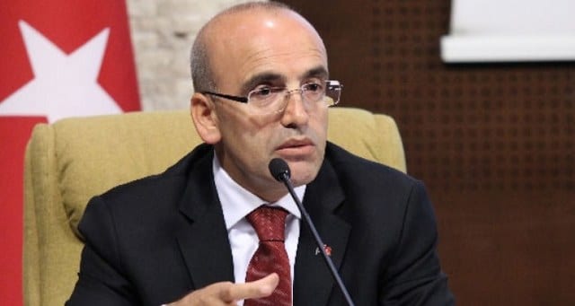 Hazine ve Maliye Bakanı Mehmet Şimşek, Birleşik Arap Emirlikleri ile imzalanan 50,7 milyar ABD doları değerindeki anlaşmaya ilişkin sosyal medya hesabından paylaşımda bulundu.